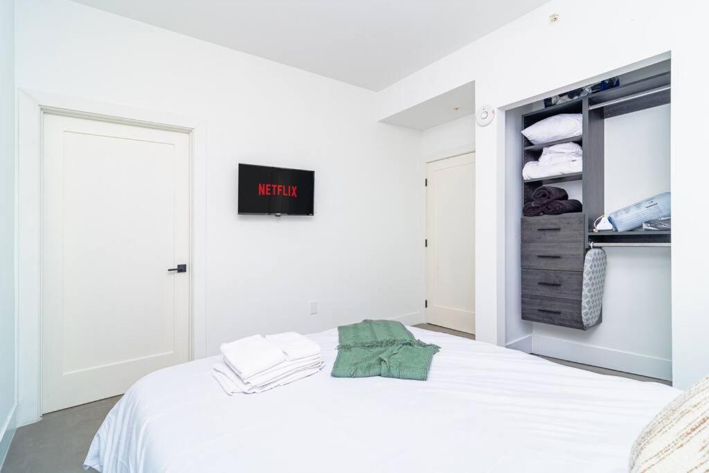 King Bed 2b 1ba Oasis Minutes To Brickell 6 Guests Apartment Miami