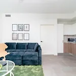 King Bed 2B 1Ba Oasis Minutes To Brickell 6 Guests