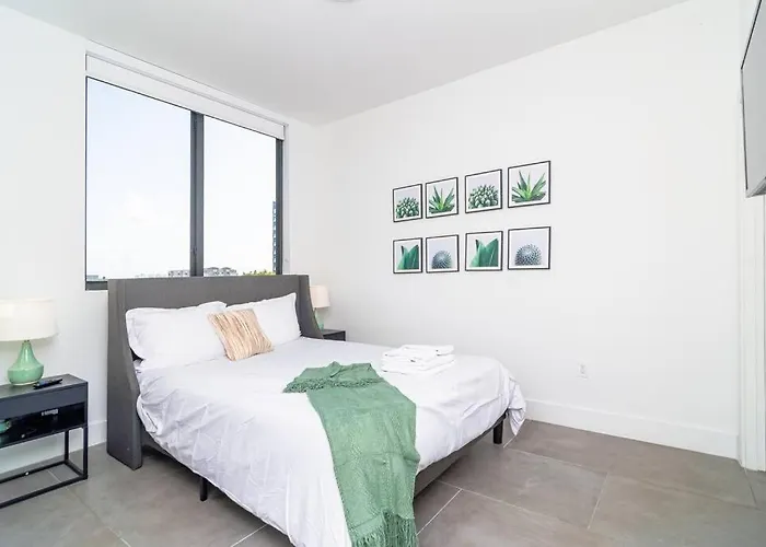 King Bed 2B 1Ba Oasis Minutes To Brickell 6 Guests