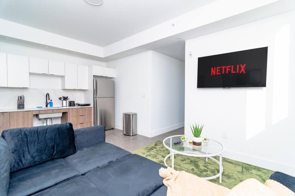 Apartment King Bed 2b 1ba Oasis Minutes To Brickell 6 Guests